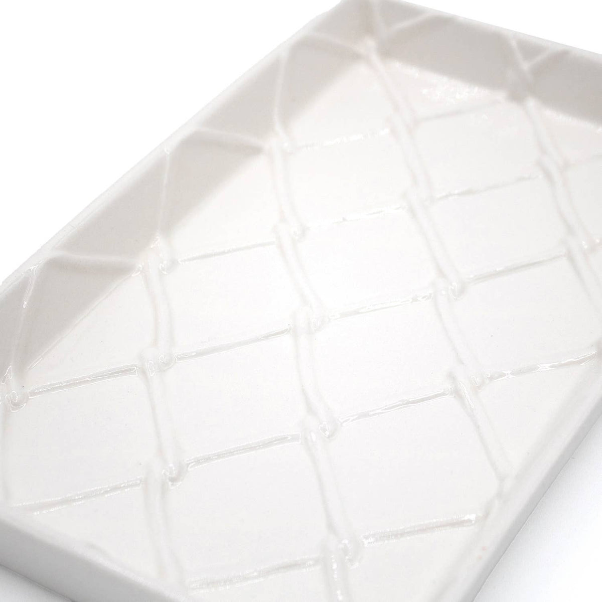 White Textured Ceramic Guest Towel Tray