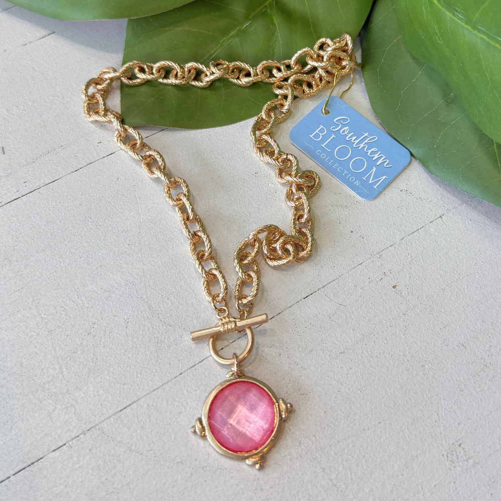 Belle Toggle Necklace Petal Pink
