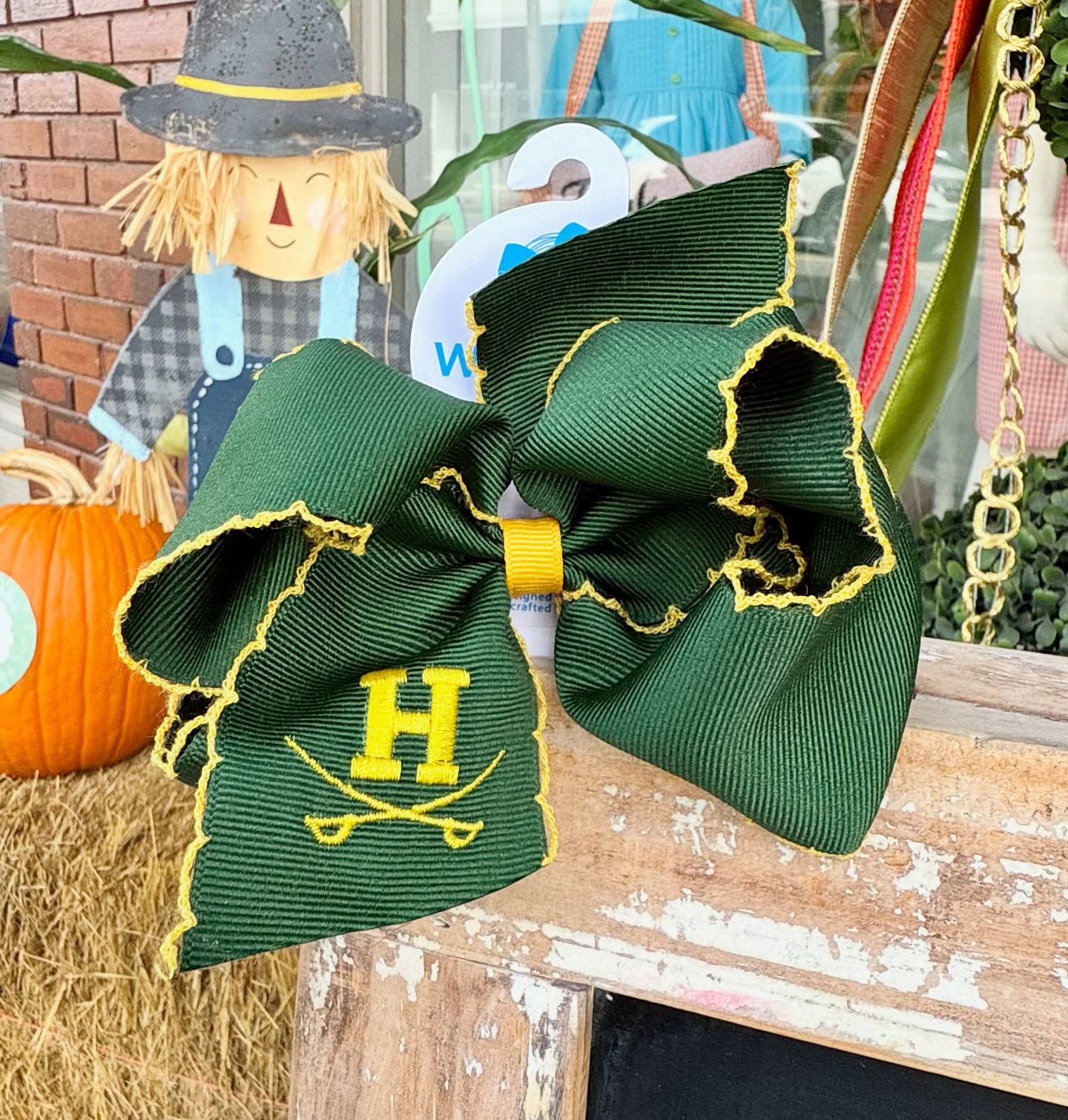 PRE-ORDER: HCA King Embroidered Moonstitch Bow by Wee Ones