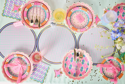 Welcome To The Circus Dinner Plates (10 ct)