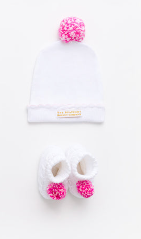 I'm Here Hat - Worth Ave White (Pink or Blue)