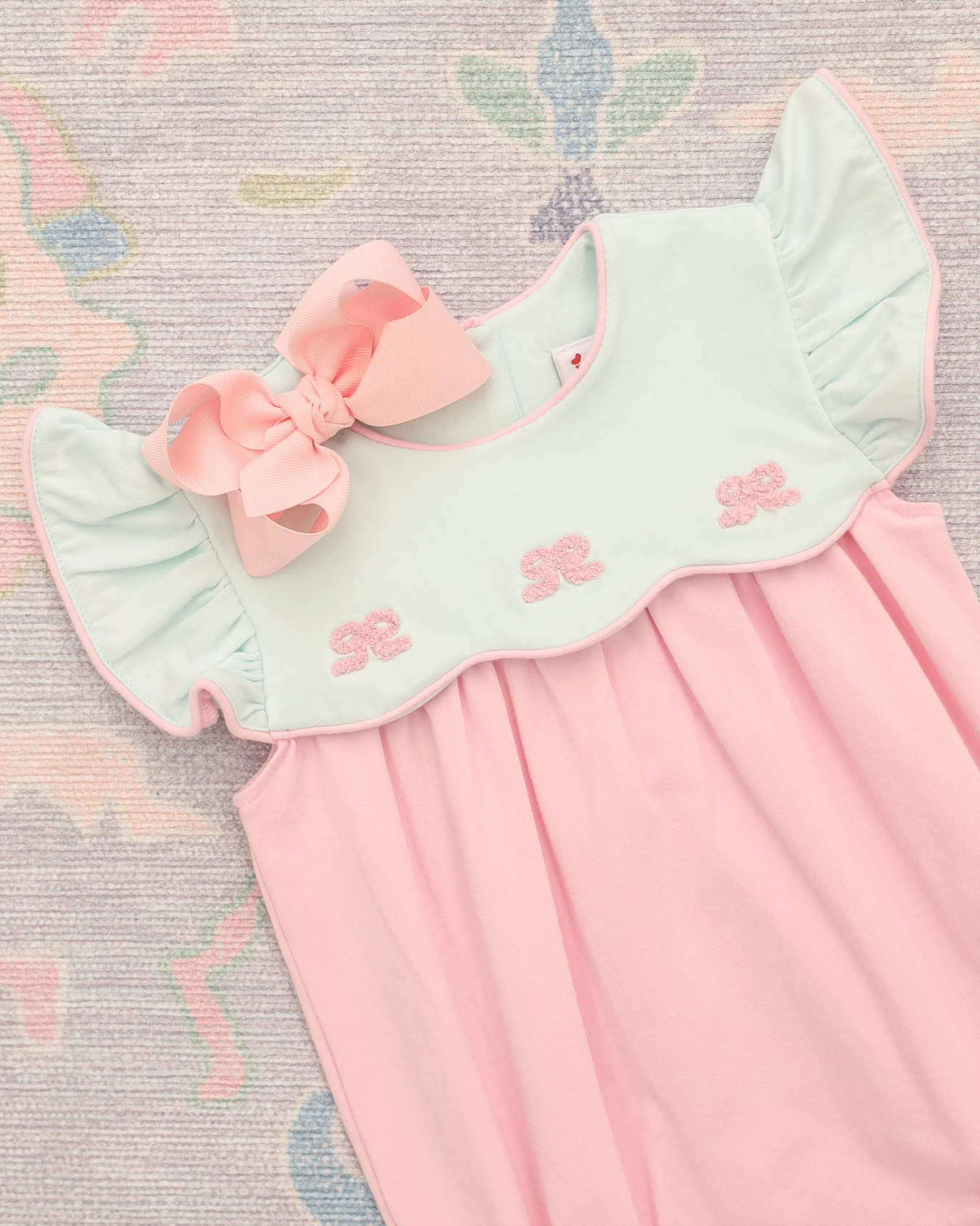 JB French Knot Bow Scallop Bubble