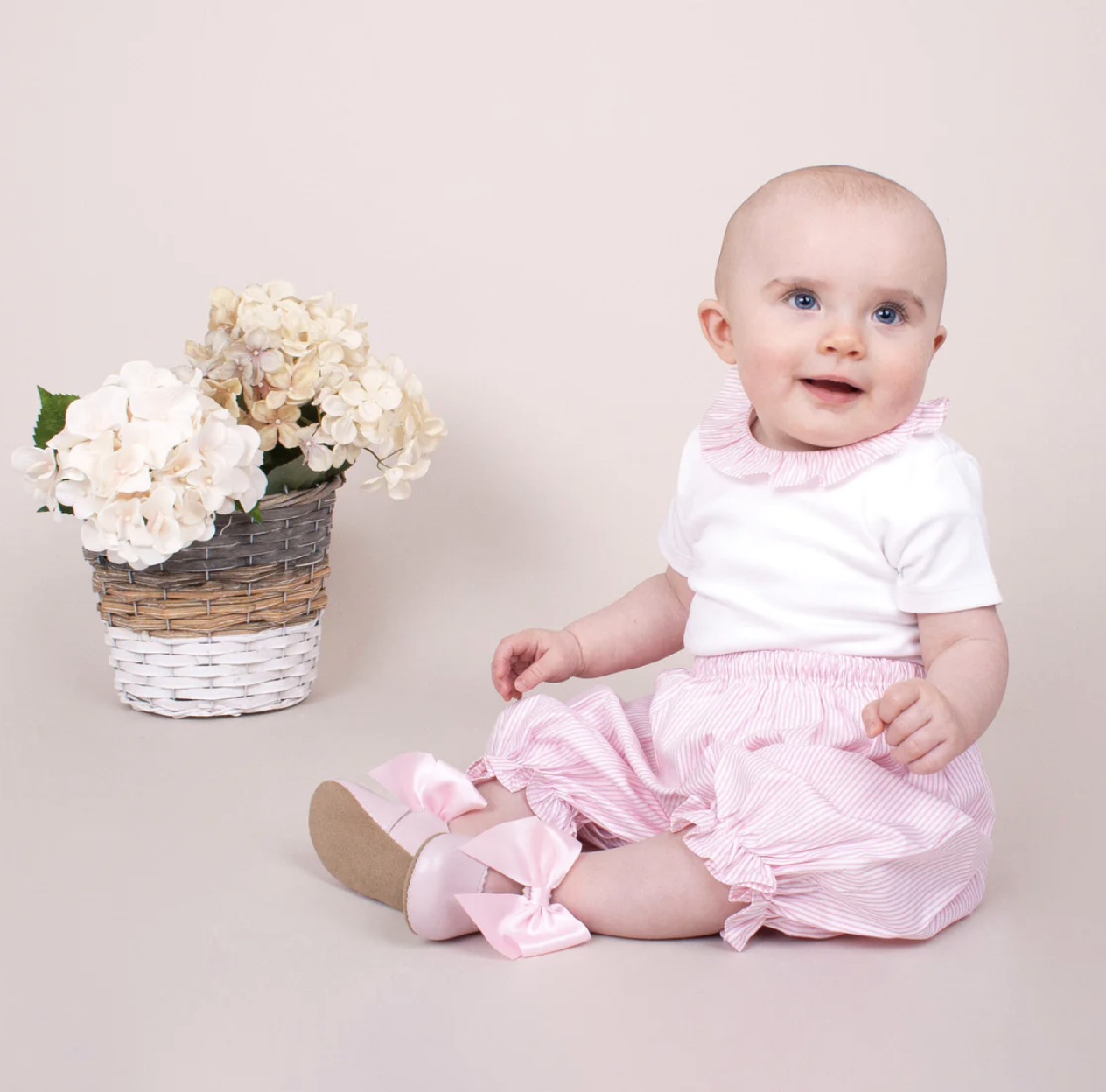 Belle Early Days Pink Pearlised Leather Pre-Walker with Bow