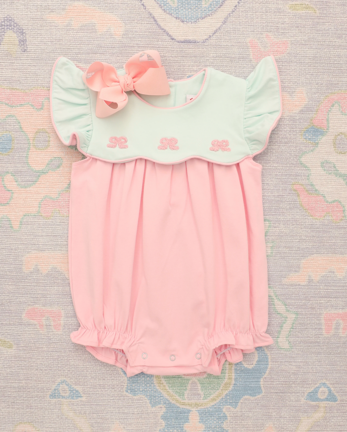 JB French Knot Bow Scallop Bubble