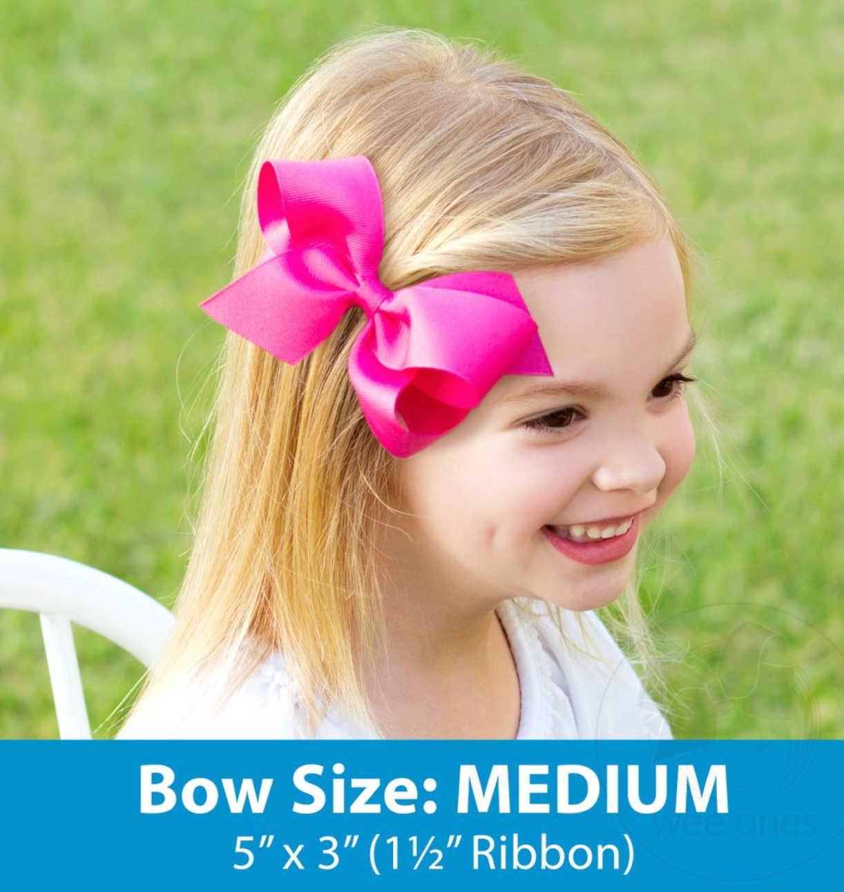 Medium Holiday Embroidered Bows, Moonstitch Edge by Wee Ones